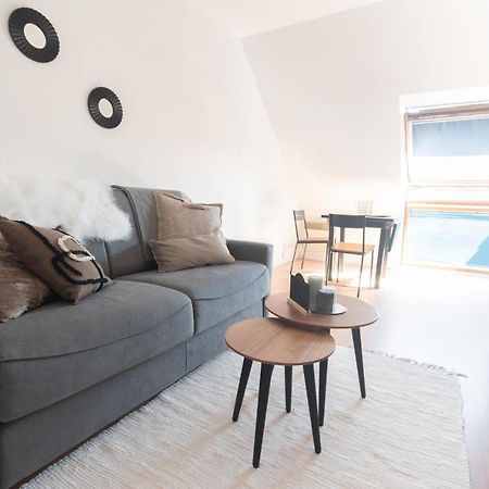 Ferienwohnung Bienvenue Chez Vous Tres Calme Et En Plein Centre Mantes-la-Jolie Exterior foto