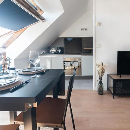 Ferienwohnung Bienvenue Chez Vous Tres Calme Et En Plein Centre Mantes-la-Jolie Exterior foto